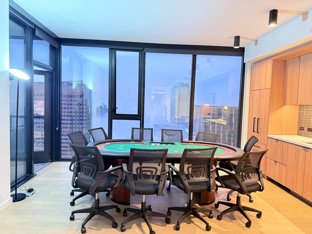 poker table 10 player used