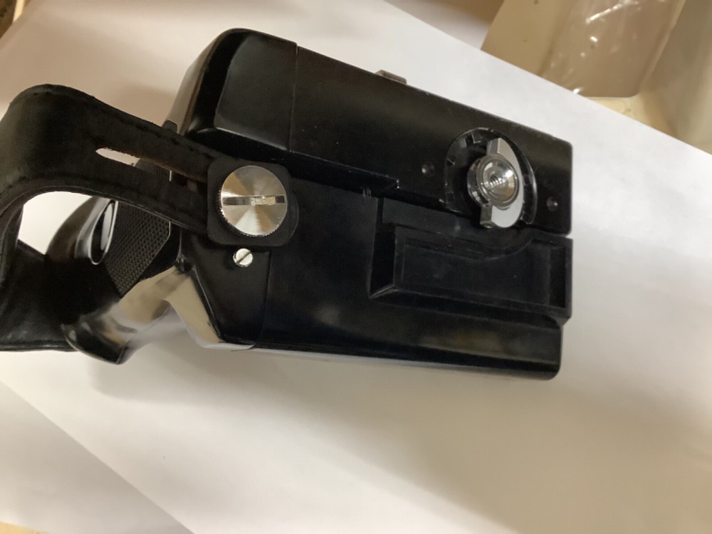 Mamiya Handheld Trigger Grip