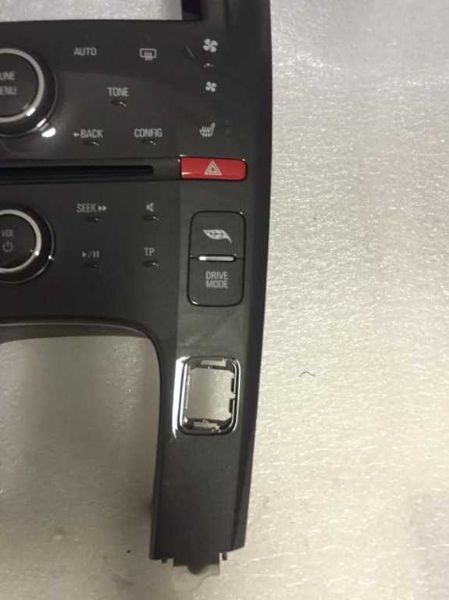 2012-2015 VOLT RADIO CONTROL PANEL NEW OEM 779