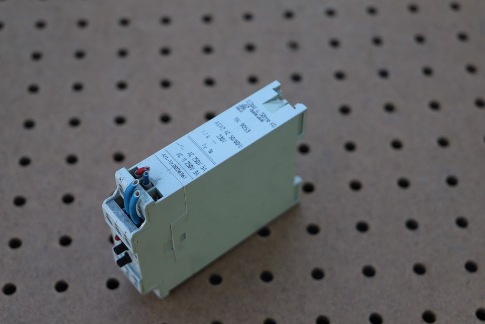 E.DOLD MK9053 INTERFACE RELAY