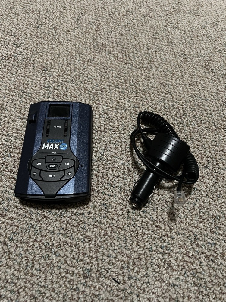 Escort MAX 360 MKII Laser Radar Detector Bluetooth-360° Extreme Range