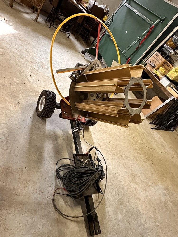 Lincoln Sporting Clay Thrower