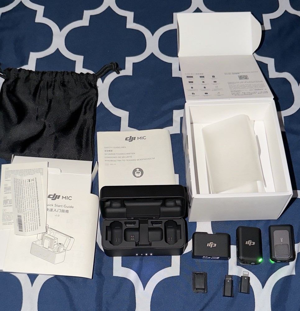 DJI Mic 1st Gen Compatible with 2tx/1rx, Charging Case, USB C Cord