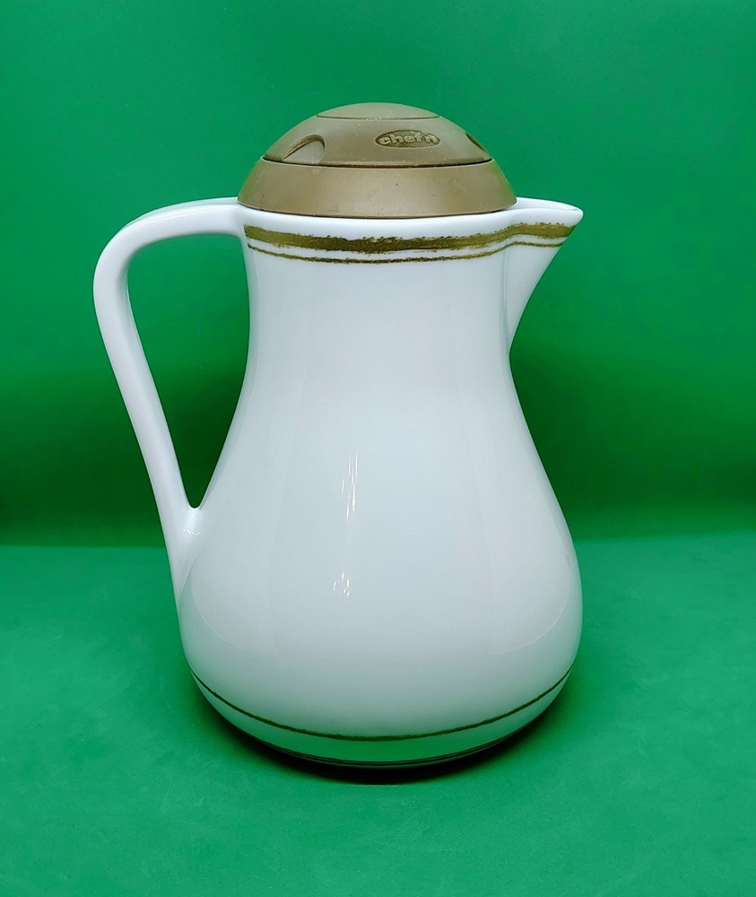 Williams-Sonoma automatic hot chocolate pot