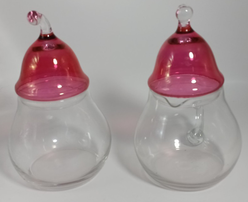 Vintage Pear shaped Creamer and Sugar Set.