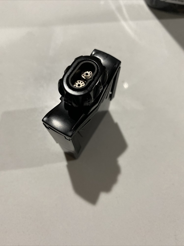 MACANUDO BLACK M DOUBLE TORCH LIGHTER
