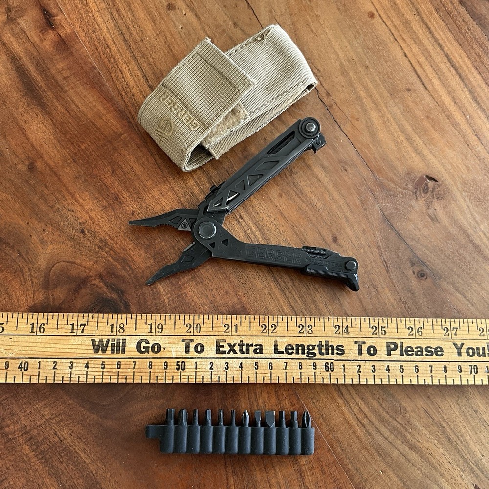GERBER--CENTER DRIVE--MULTI PLIER--w/ BITS--GERBER CASE-MILITARY--EDC SURVIVAL