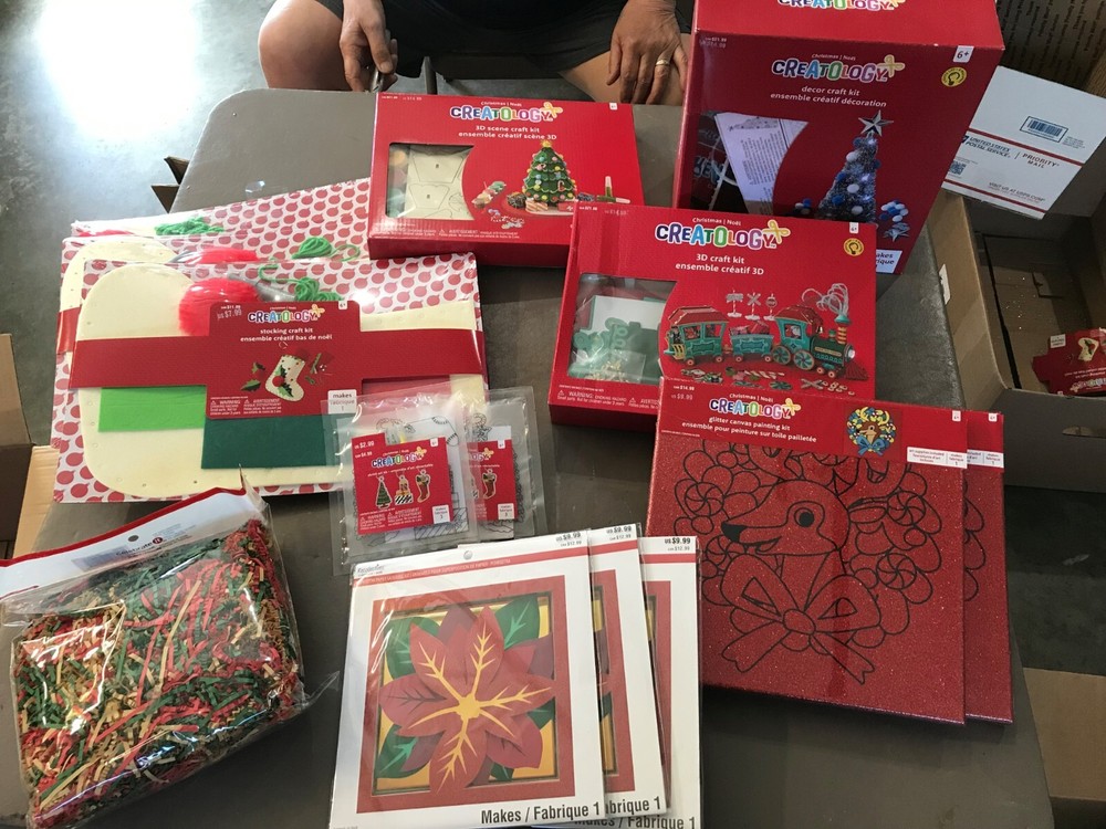 Kid's Holiday/Christmas Crafting