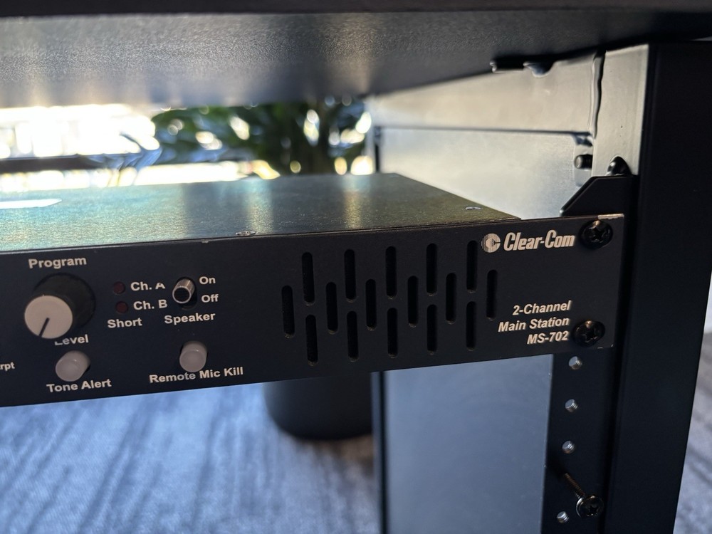 Clear-com MS-702 with 8 RS-701 belt packs