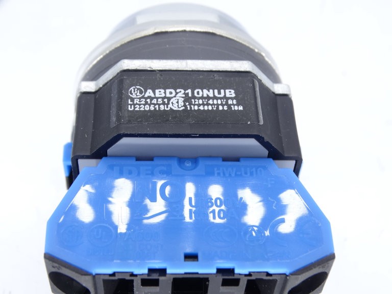 IDEC ABD210NUB PUSHBUTTON