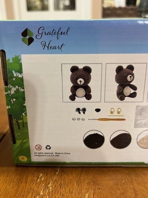 GRATEFUL HEART BEAR BEGINNER CROCHET KIT NEW C9