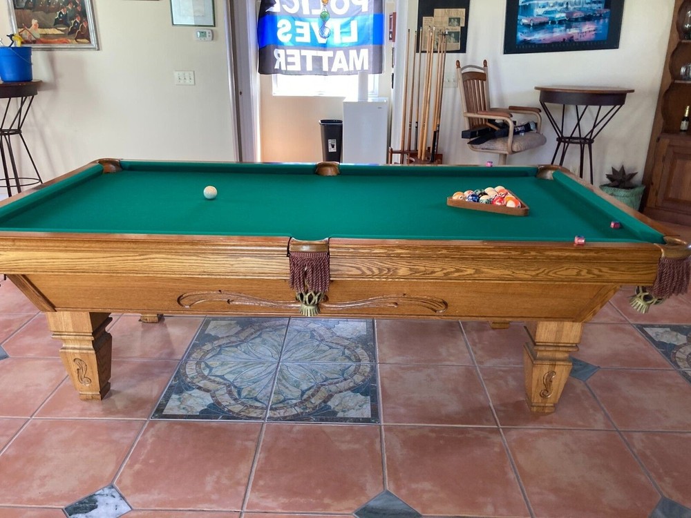 1992 8' Brunswick Oak Pool Table with 3 piece Slate