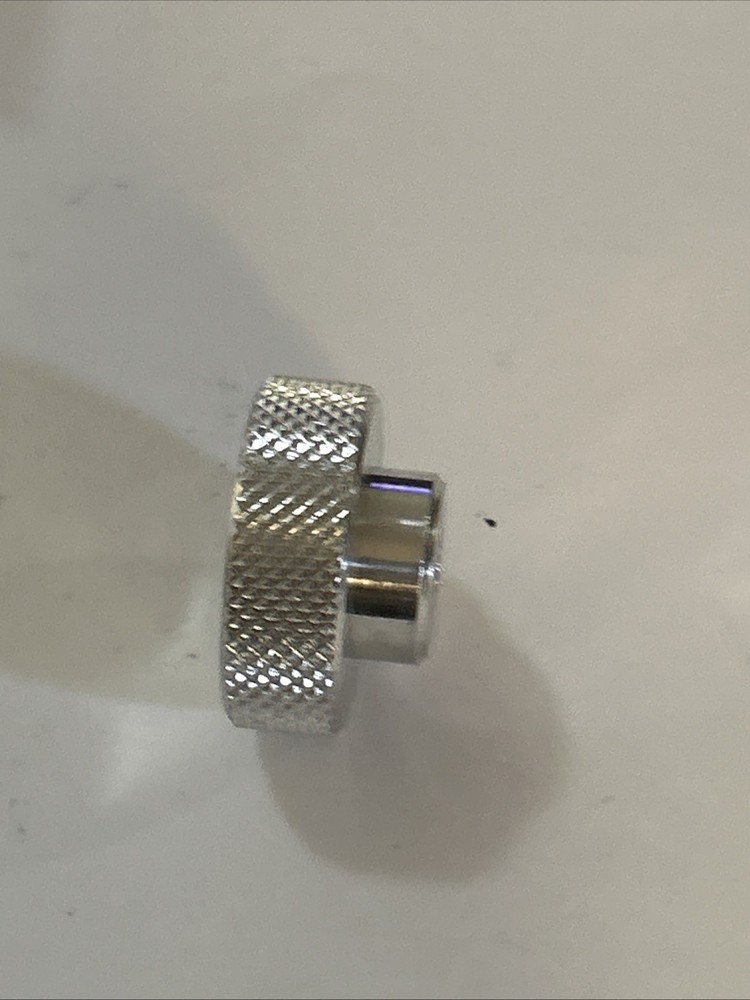 557046 Knob