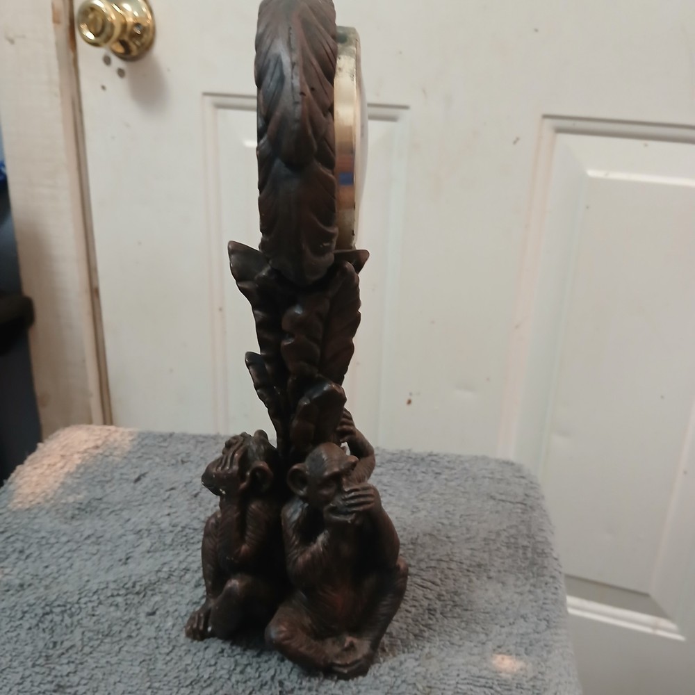 Older Monkey Clock Hear No Evil Speak No Evil See No Evil Read
