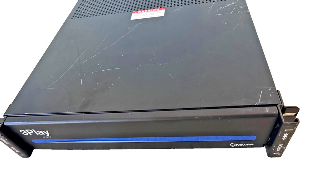 NewTek 3Play 3PXD440 with NewTek 3Play 425 Control Surface