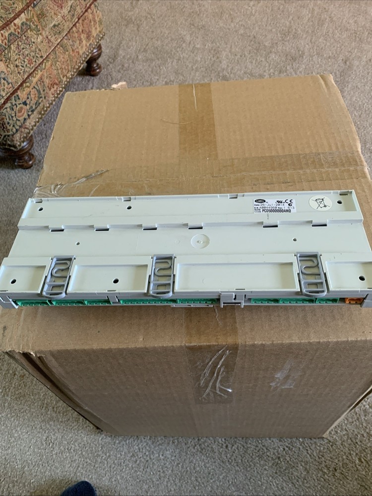 CAREL PCO5000000AM0 Programmble Controller rev1.614, Parts