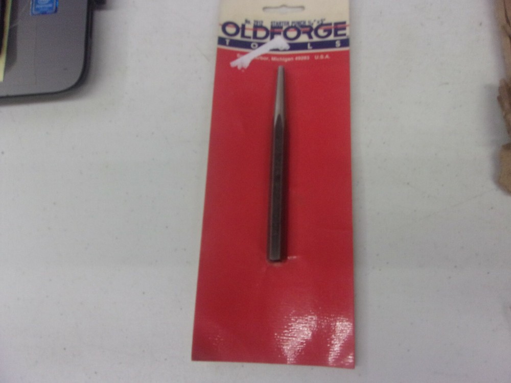 OLD FORGE  TOOLS  2912 3/16" STARTER PUNCH 5" LONG