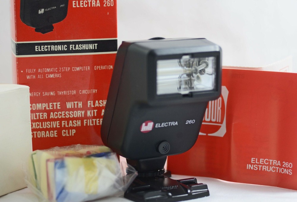 DEJUR ELECTRA 260 CAMERA FLASH (NEW IN BOX)