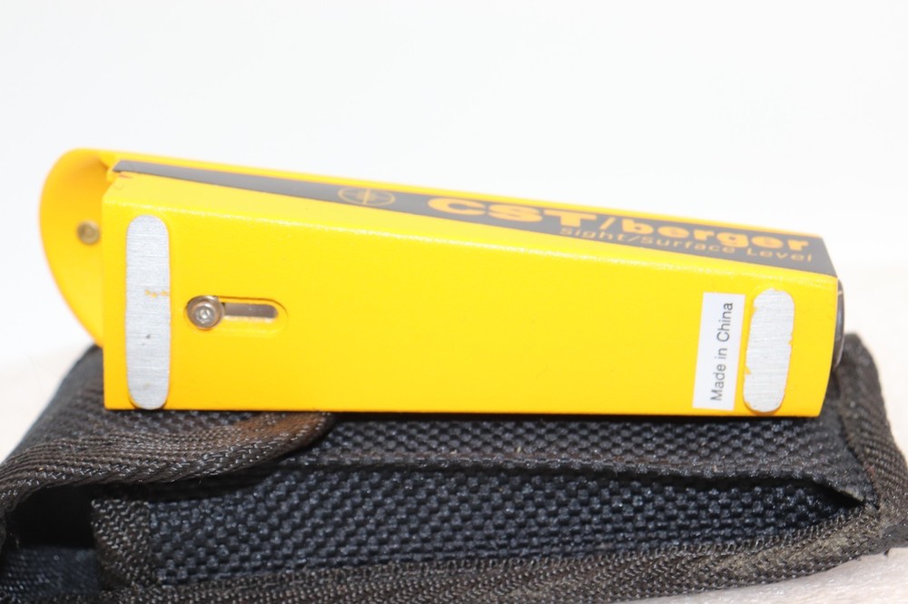 CST/ Berger Sight/Surface Hand Level with Belt Sheath