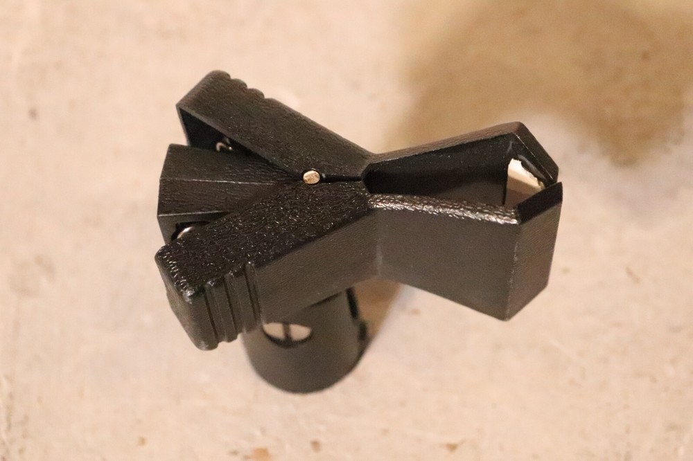 Unbranded Butterfly Style Microphone Clip #3