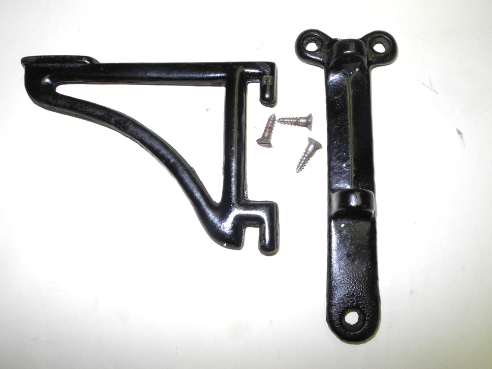 VINTAGE SINGER TREADLE SEWING MACHINE EARLY TABLE CAST IRON LEAF SUPPORT, NICE