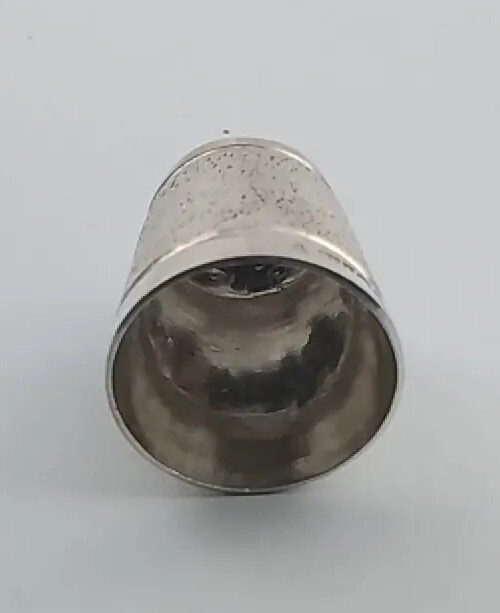 Unusual Vintage Solid Silver Thimble With Sea Horses - Birmingham 1997