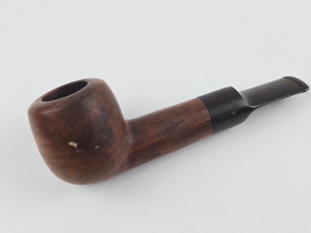 Tom Howard Lovat shaped Tobacco Pipe Short & Thick Girth Nice condition