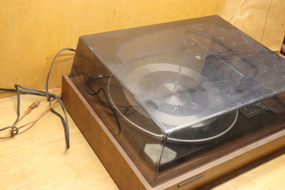 Vintage 1970s Panasonic Automatic Turntable Model RD-7703