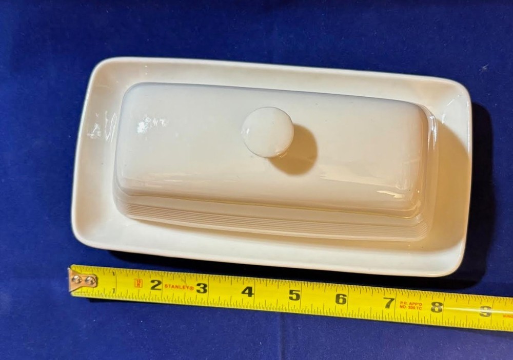 Retro White La Rochelle Ceramic Collection Covered Butter Dish