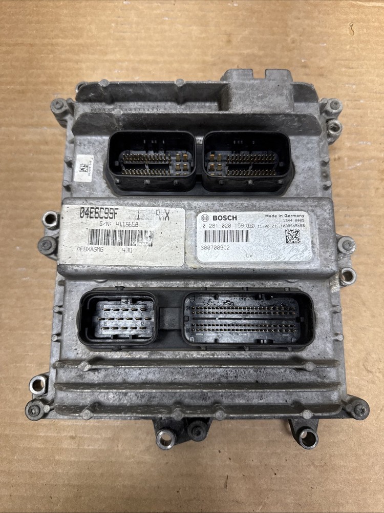International Maxxforce 13 Engine Control Module 3007009C2.   0281020159