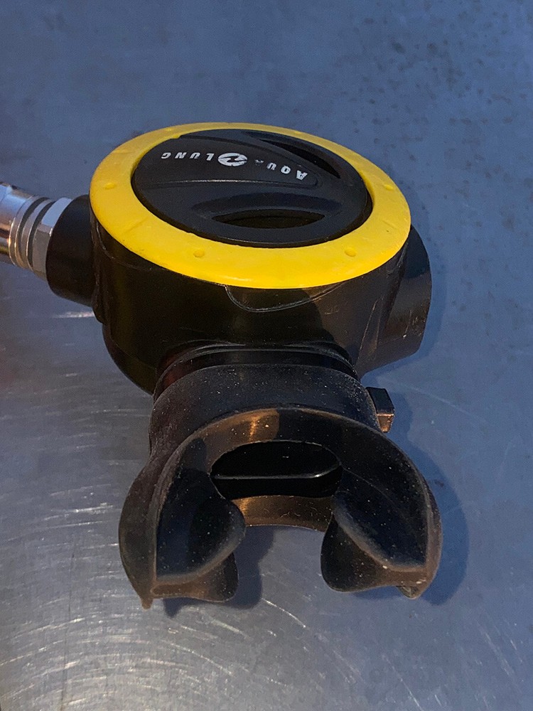 AquaLung ABS Secondary Second Stage Regulator and Hose