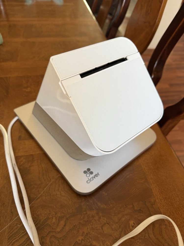 Clover POS System Touchscreen Terminal Cash Drawer Receipt Printer Card Reader