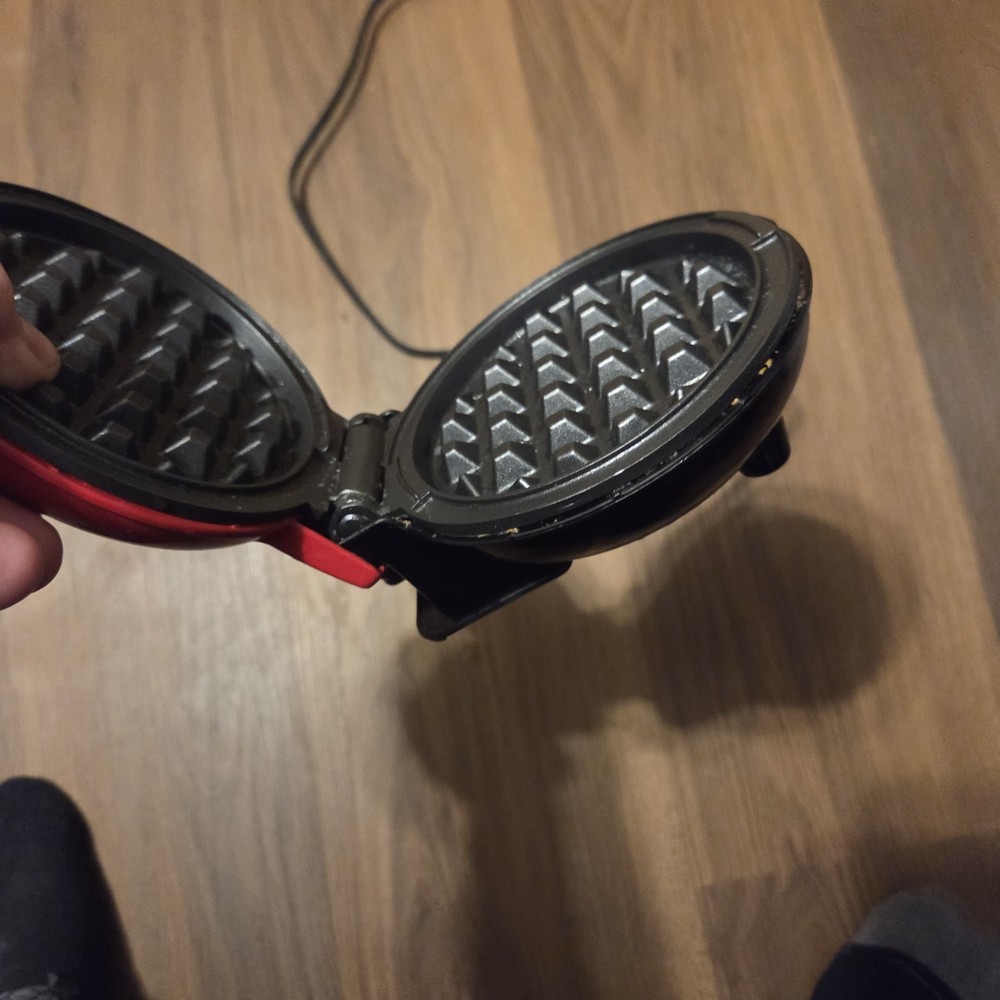 Dash Mini Waffle Maker