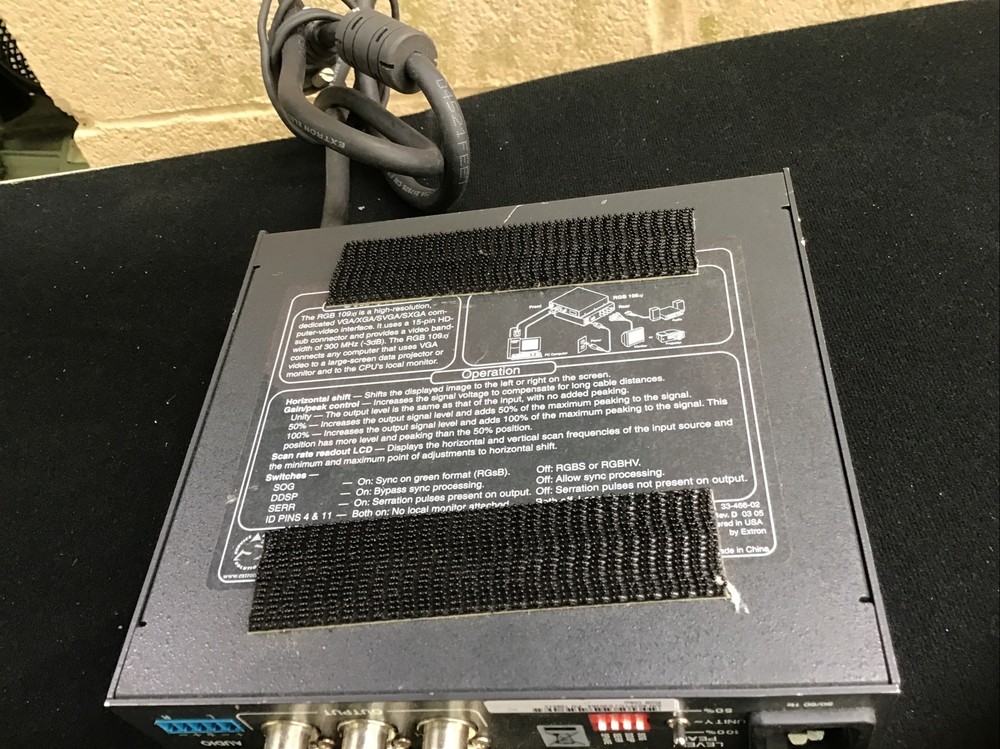 Extron VGA Interface With ADSP RGB 109 xi