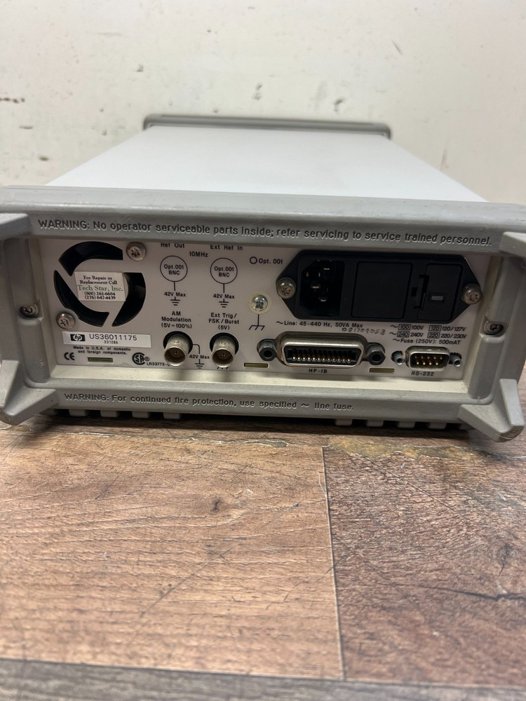 Hewlett Packard 33120A function generator
