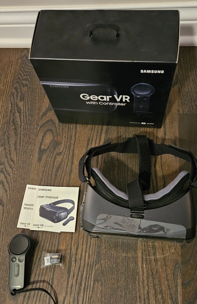 Samsung Gear VR With Controller Smartphone Virtual Reality Headset
