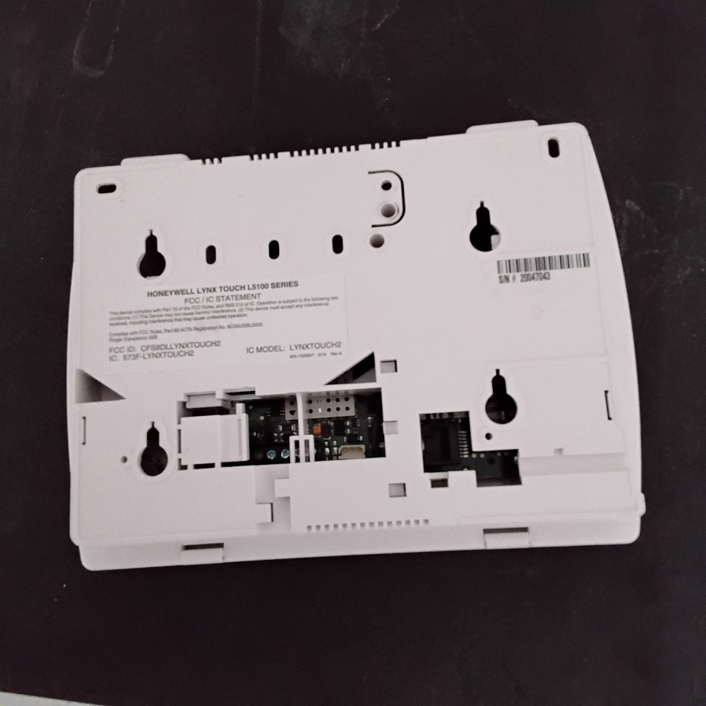 Honeywell Lynx Touch L5100 Series Alarm Panel