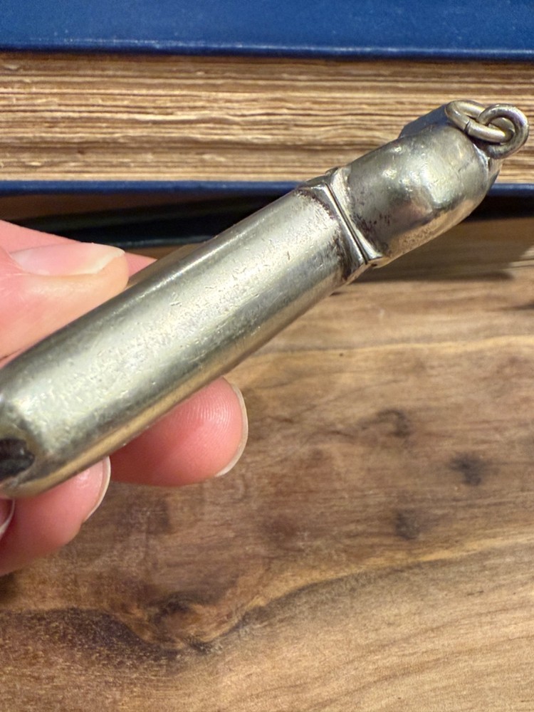 Vintage Silver Plated Vesta Match Safe with Engraved Pattern