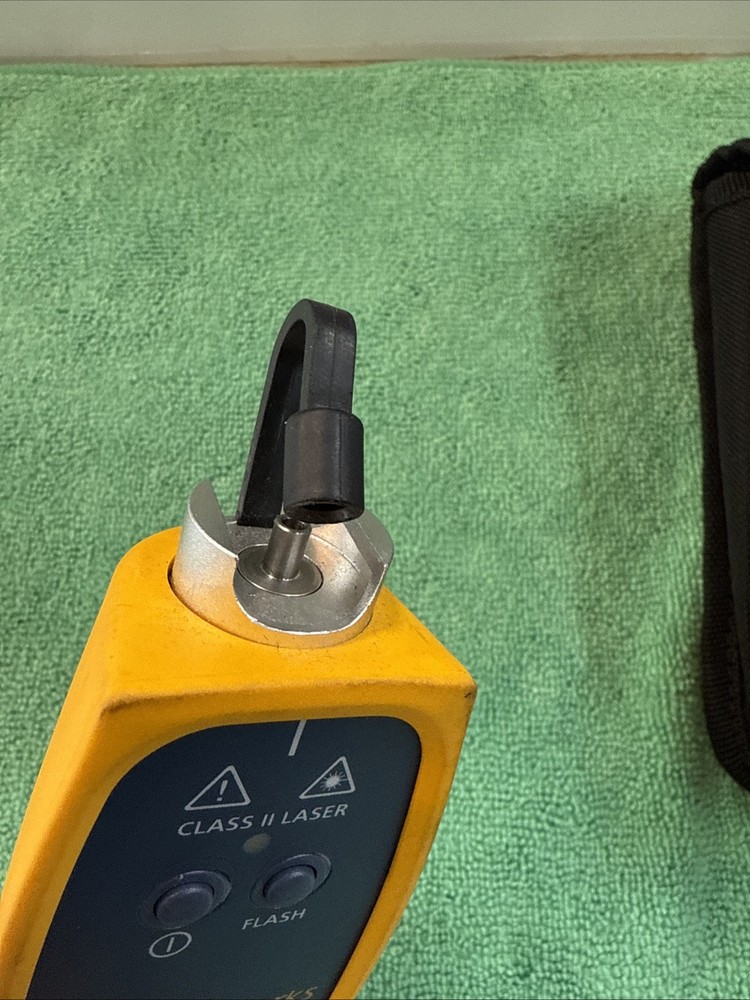 Fluke VisiFault Single Mode & Multimode Visual Fault Locator w/case