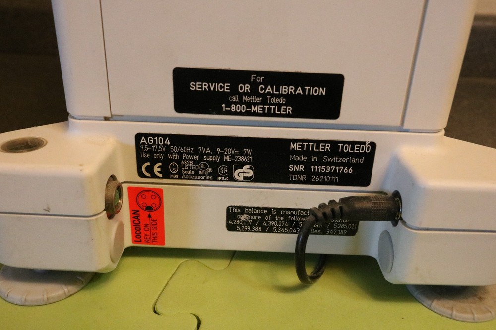 Mettler AG104 Analytical balance