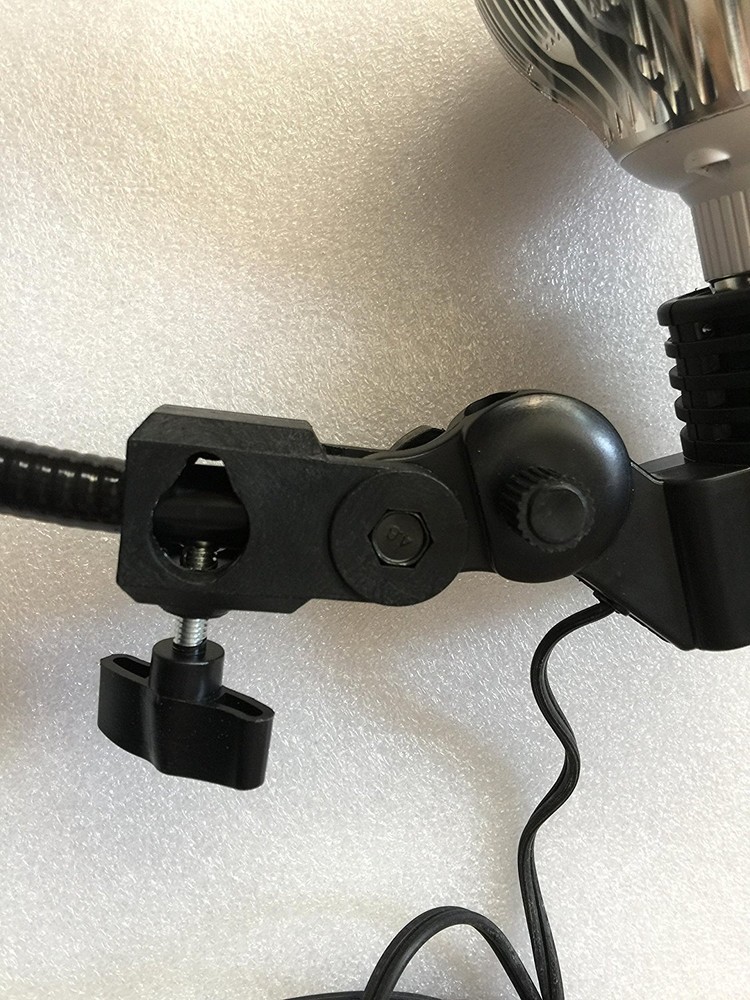 ADJUSTABLE LIGHT HOLDER AC E27 SOCKET GOOSENECK CLAMP / MOUNT, led clip on light