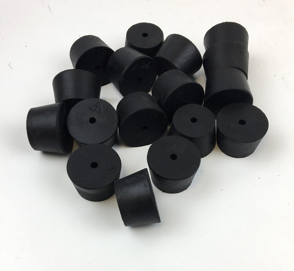 one-hole laboratory rubber stopper,black, size 7