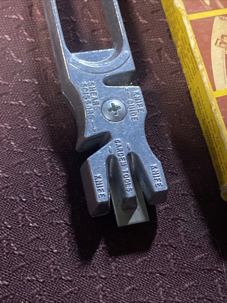 Vintage Selectool Master Sharpener Box And Instructions