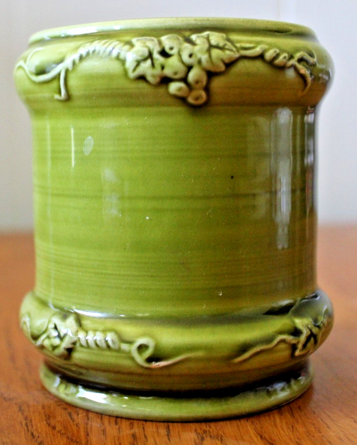 Green Apple Pear Grape Lefton Pottery Jam Jar 3745
