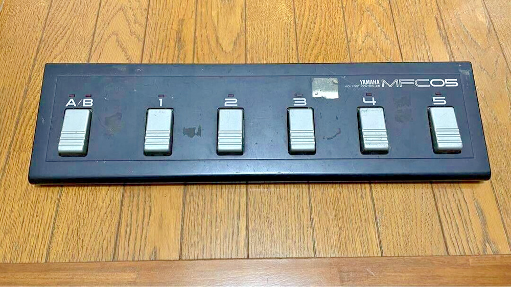 Used Yamaha MFC05 MIDI Foot Controller with Power Cable