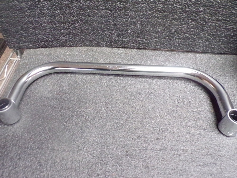 Chrome Safety Push Handle 18"W (C)