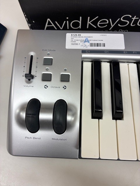 Avid M-Audio Key Studio 49 Key Midi Keyboard Controller- Never Used