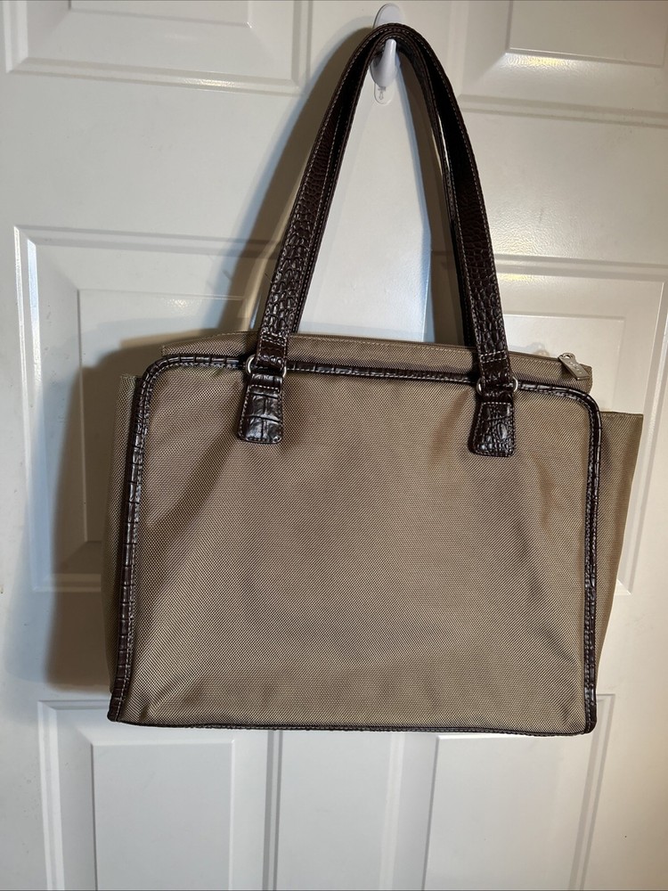 NINE WEST BIG BAG FOR COMPUTER WITH LARGE COMPARTMENT