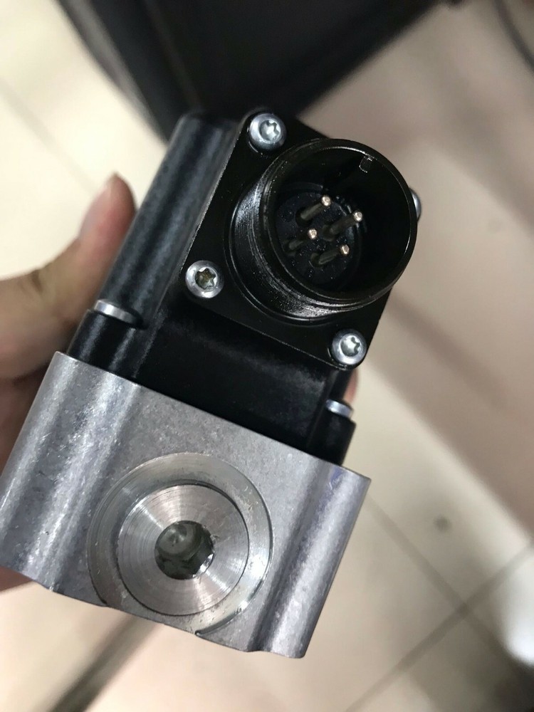 DANFOSS CONTROL VALVE MCV116A3501 NEW ORIGINAL SHIPPING