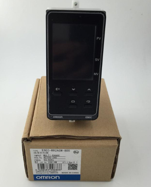 Omron E5EC-RR2ASM-800 Temperature Controller, AC100-240 with Free Shipping